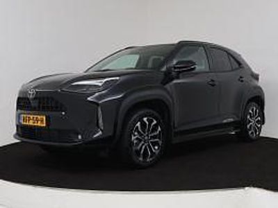 Zwart metallic Gebruikt 2025 Toyota Yaris Edition SUV | € 30.945 (Eerlijke prijs)