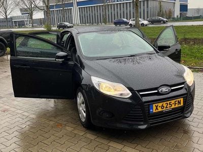 Occasion 2013 Ford Focus Ambiente Hatchback | € 5.500 (Eerlijke prijs)