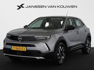 Grijs Occasion 2023 Opel Mokka-e SUV | € 19.740 (Eerlijke prijs)