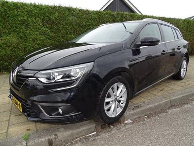 tweedehands Renault Mégane IV 1.2 TCE LIMITED-88579 Km - Navi-Blth-Cruise-Led-verw stoel