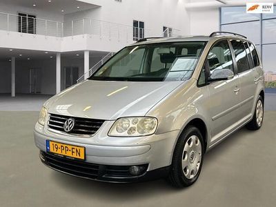 Grijs Gebruikt 2004 VW Touran MPV | € 2.850 (Eerlijke prijs)