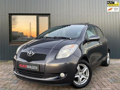 tweedehands Toyota Yaris 1.3 VVTi Automaat/Dakje/Airco