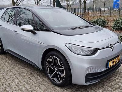 Grijs (metallic) Occasion 2022 VW ID.3 Pro Hatchback | € 19.350 (Goede deal)
