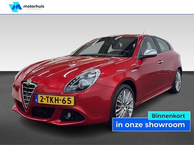 Occasion Alfa Romeo Giulietta Distinctive 2014 Rood Hatchback
