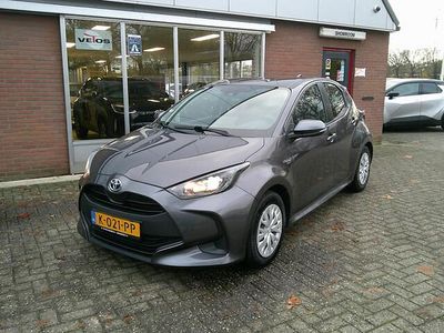 Occasion Toyota Yaris Active 93 PK (68 kW) 2021 Grijs Hatchback
