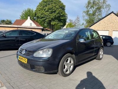 Blauw Gebruikt 2004 VW Golf IV Sportline Hatchback | € 1.850 (Eerlijke prijs)