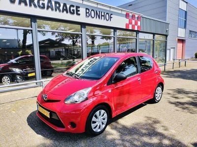 tweedehands Toyota Aygo 1.0 VVT-i Now AIRCO-CV-NW KOPPELING
