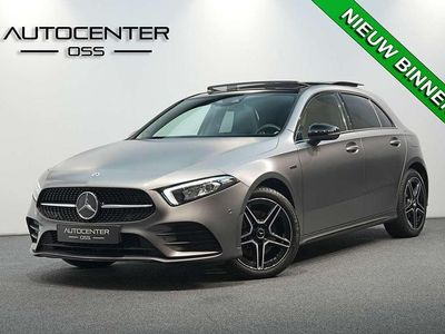 Grijs Gebruikt 2020 Mercedes A250 AMG Hatchback | € 30.945 (Iets duurder)