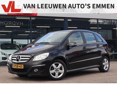 Zwart, metallic lak Occasion 2010 Mercedes B180 Business MPV | € 1.948