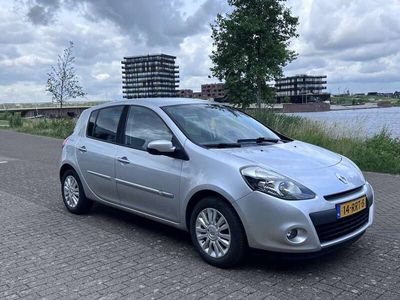 Renault Clio II