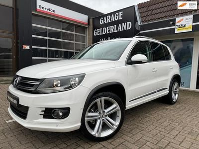 tweedehands VW Tiguan 2.0 R-Line Sport&Style 4Motion | Pano | Climate | Navi | Pdc | Isofix | Full-option's!