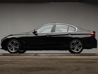 BMW 330e