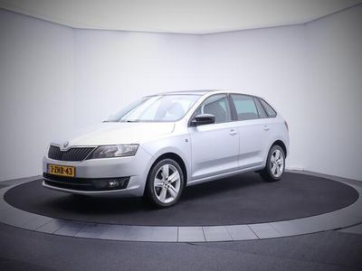 tweedehands Skoda Rapid Spaceback 1.2TSI Style Edition PANORAMADAK/AIRCO/BLUETOOTH/CRUISE/LMV