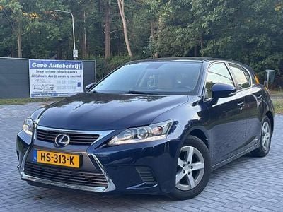 Lexus CT200h