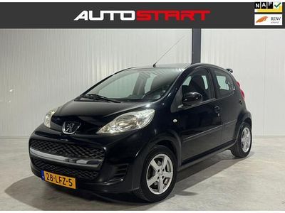 Zwart Gebruikt 2010 Peugeot 107 Hatchback | € 2.950 (Eerlijke prijs)