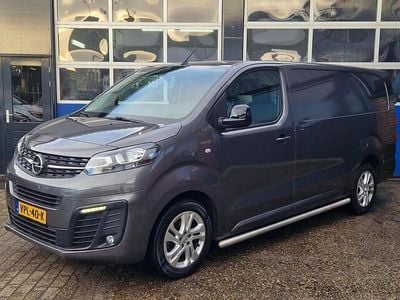 Grijs Occasion 2022 Opel Vivaro Edition MPV | € 15.950