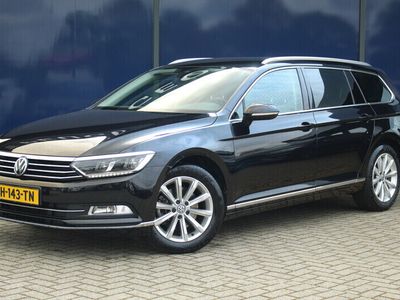 tweedehands VW Passat Variant 1.5 TSI DSG Highline | Adaptive | Virtual Cockpit | Alcantara | Trekhaak | Navi Binnenkort Beschikbaar!