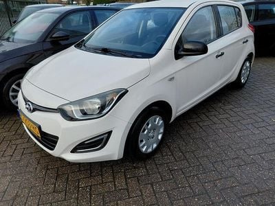 Wit Gebruikt 2013 Hyundai i20 Hatchback | € 4.950 (Eerlijke prijs)