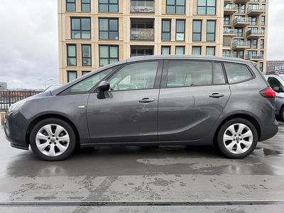 Grijs Occasion 2012 Opel Zafira Tourer Edition MPV | € 6.950 (Goede deal)