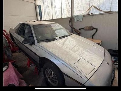 Gebruikt 1986 Pontiac Fiero Coupé | € 1.500
