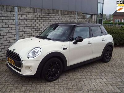 tweedehands Mini Cooper 1.5 Business 5 DRS Automaat Navi Clima Xenon