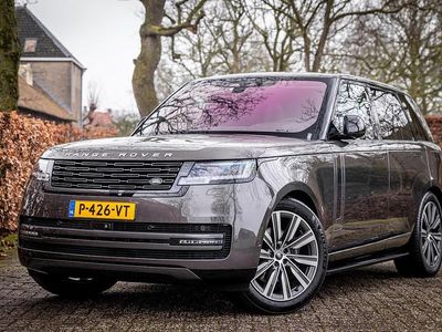 Grijs (metallic) Occasion 2022 Land Rover Range Rover First Edition SUV | € 118.950 (Eerlijke prijs)