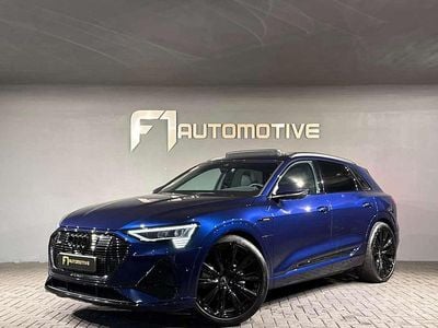 Blauw (metallic) Occasion 2022 Audi e-tron SUV | € 41.890 (Duur)