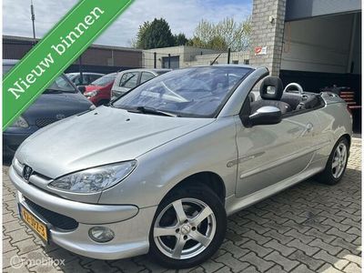 tweedehands Peugeot 206 CC 1.6-16V / Airco / Sport.V / Navi / N.A.P