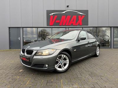 Groen Occasion 2010 BMW 320 Executive Sedan | € 6.999 (Eerlijke prijs)
