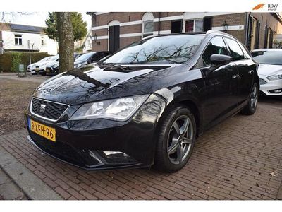 Occasion Seat Leon ST Ecomotive 110 PK (80 kW) 2014 Zwart (metallic) Stationwagen