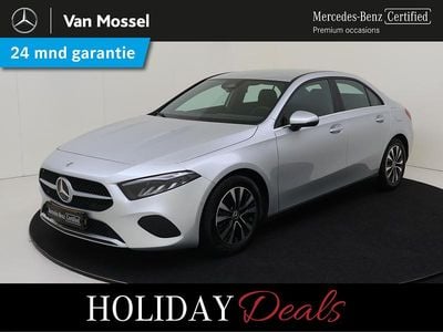 Grijs Gebruikt 2024 Mercedes A180 Business Sedan | € 31.945 (Goede deal)