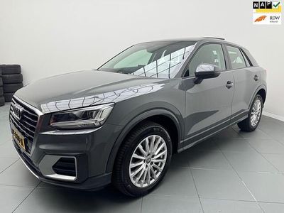 Grijs (metallic) Gebruikt 2017 Audi Q2 Design SUV | € 23.950 (Eerlijke prijs)