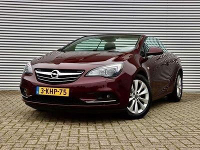 Occasion Opel Cascada Cosmo 140 PK (102 kW) 2013 Rood Cabriolet