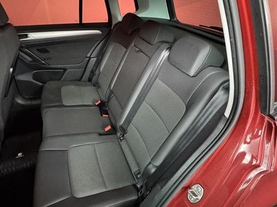 Occasion VW Golf Sportsvan Comfortline 116 PK (85 kW) 2016 Rood MPV