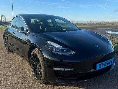 Occasion 2019 Tesla Model 3 Sedan | € 16.000 (Goede deal)