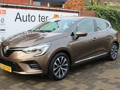 Bruin Gebruikt 2019 Renault Clio IV Intens Hatchback | € 14.500 (Eerlijke prijs)