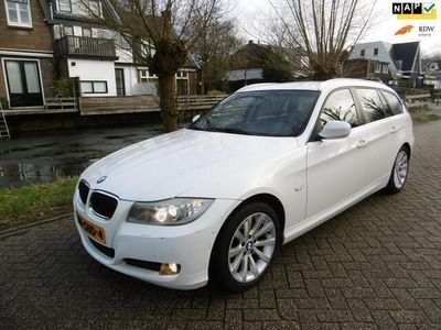 tweedehands BMW 318 3-SERIE Touring i Corporate Automaat Leder Navi Xenon Historie