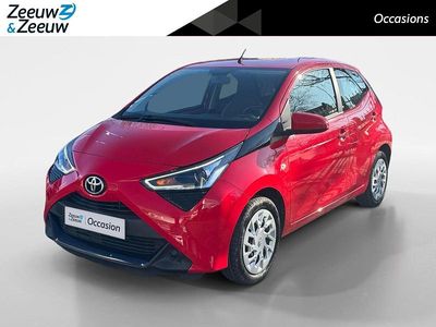Rood Occasion 2020 Toyota Aygo X-play Hatchback | € 15.245 (Iets duurder)
