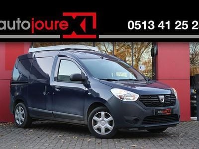 Blauw Gebruikt 2018 Dacia Dokker Ambiance MPV | € 9.949 (Iets duurder)