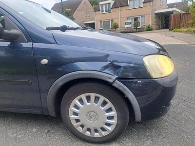 Blauw Gebruikt 2001 Opel Corsa Comfort Hatchback | € 450