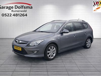 Grijs Occasion 2011 Hyundai i30 Stationwagen | € 2.950 (Eerlijke prijs)