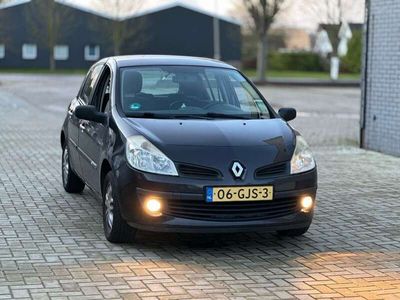 Renault Clio II