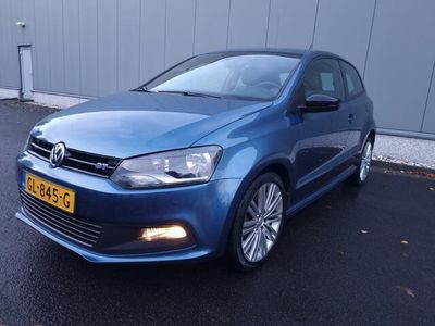 Blauw Gebruikt 2015 VW Polo BlueGT Hatchback | € 15.250 (Iets duurder)