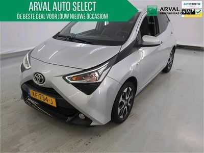 tweedehands Toyota Aygo 1.0 VVT-i x-joy | Camera | 15" L. metalen velgen | Climate control | 1ste eigenaar