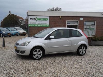 Grijs Gebruikt 2008 Ford Fiesta Cool & Sound Edition Hatchback | € 1.950 (Eerlijke prijs)