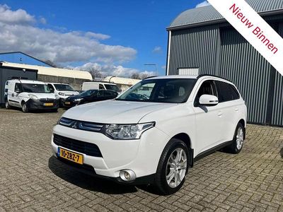 Wit Occasion 2012 Mitsubishi Outlander SUV | € 6.499