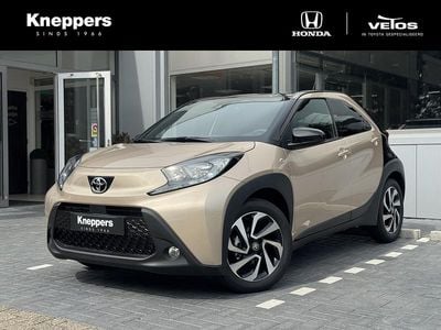 Beige Nieuw 2025 Toyota Aygo X Pulse SUV | € 22.750 (Eerlijke prijs)