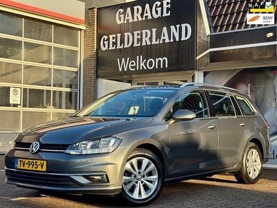 Grijs (metallic) Occasion 2018 VW Golf VII Business Stationwagen | € 10.500 (Eerlijke prijs)
