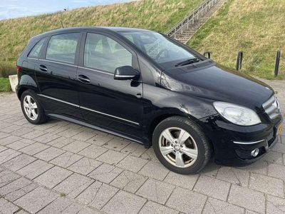 Mercedes B170