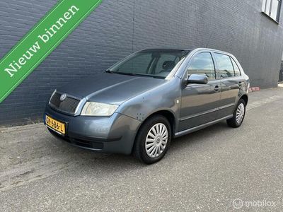 Occasion Skoda Fabia 75 PK (55 kW) 2004 Grijs Hatchback